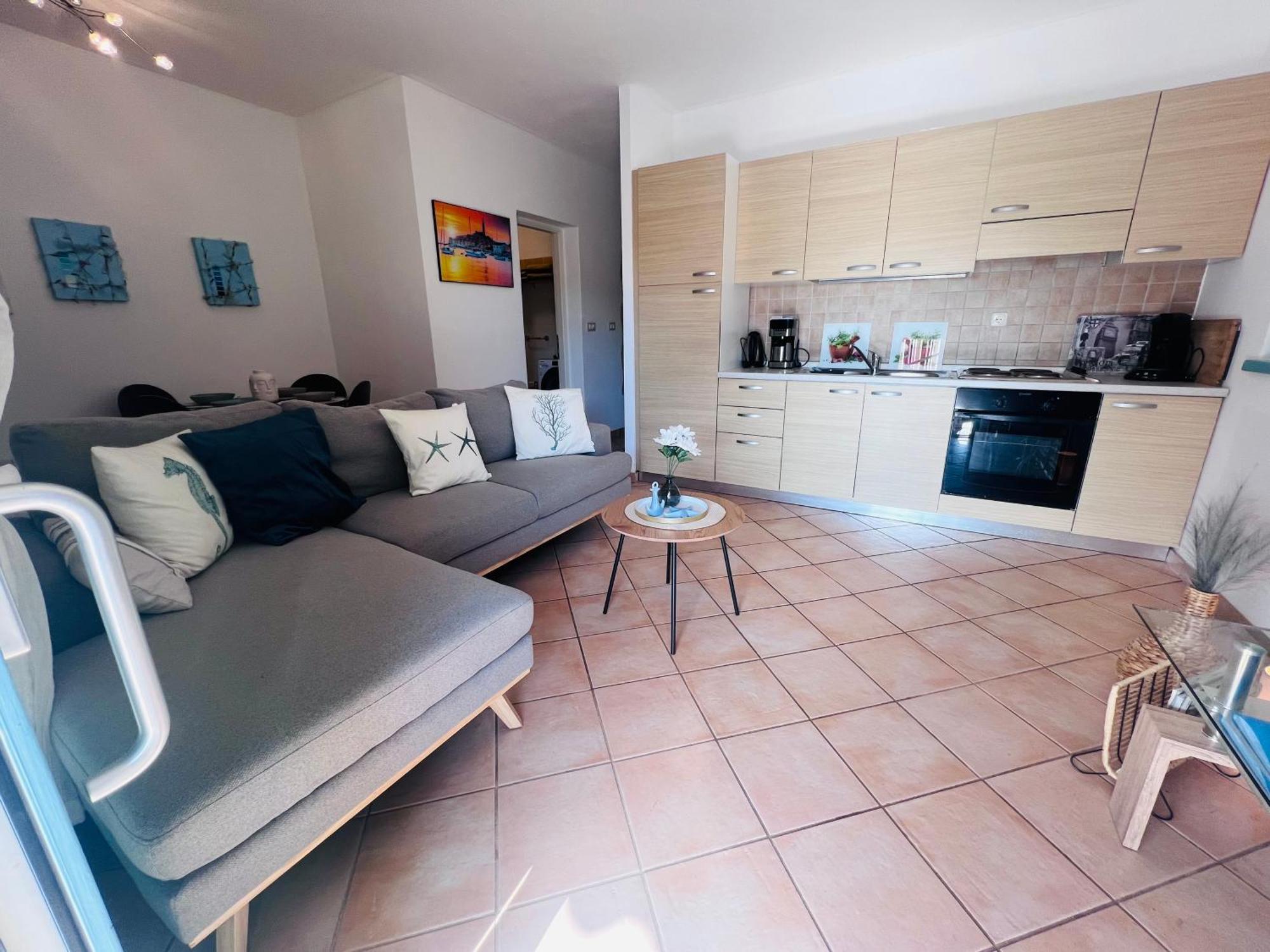 Apartment Aleks Tar-Vabriga Екстер'єр фото